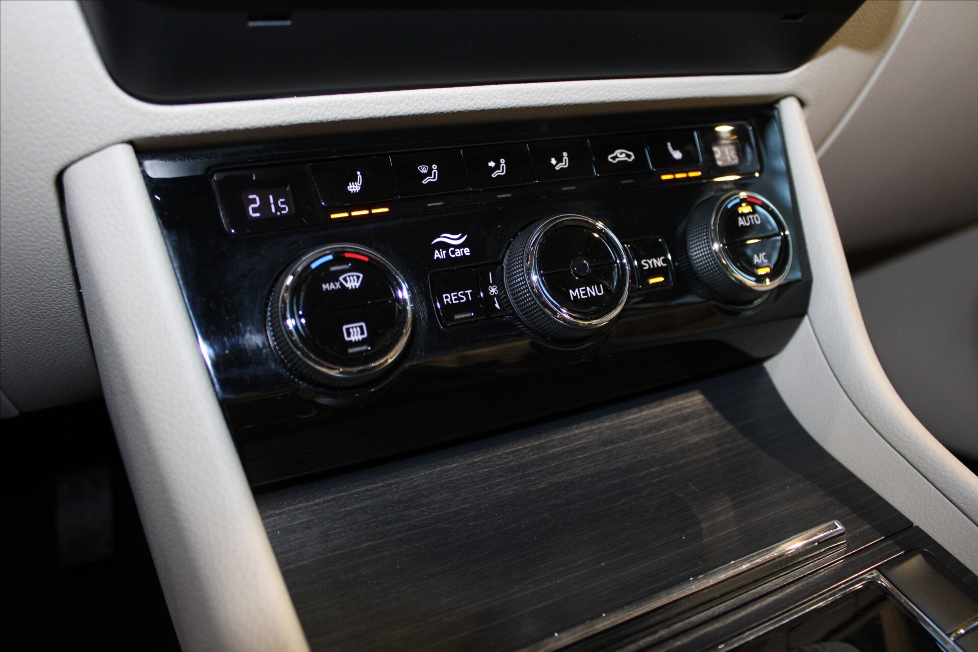 Škoda Superb Kombi 2,0 l 140 kw