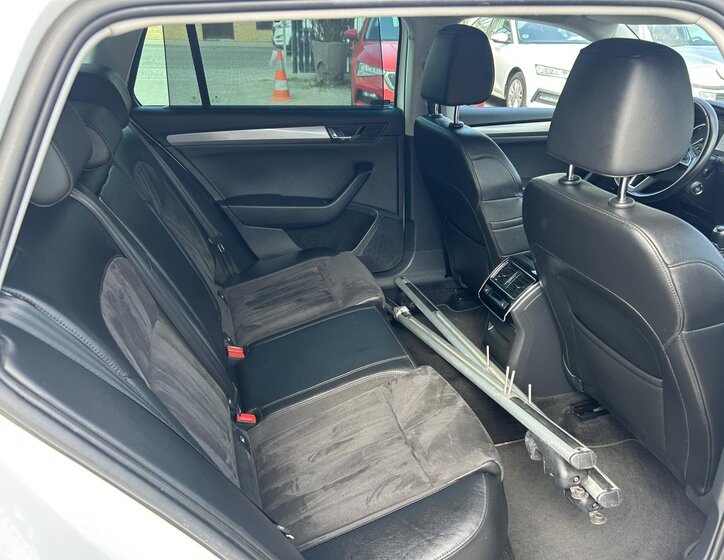 Škoda Superb Kombi 2,0 l 110 kw