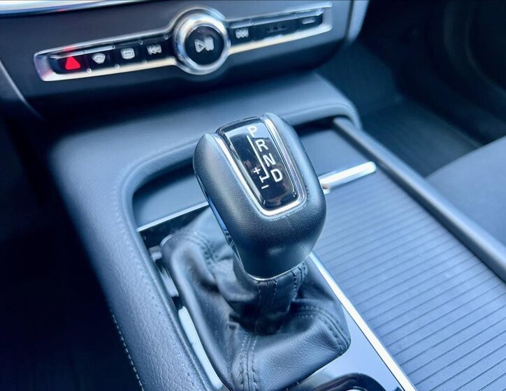 Volvo V90 Kombi 2,0 l 140 kw