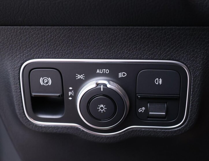 Mercedes-Benz GLB 20