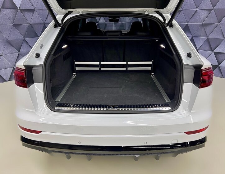 Audi Q8 SUV 3,0 l 290 kw