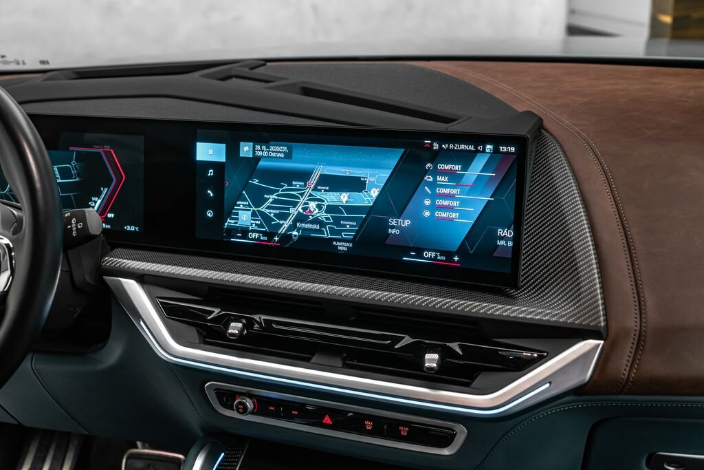 BMW XM SUV 4,4 l 360 kw