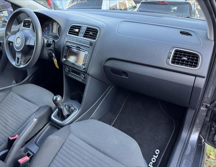 Volkswagen Polo 32