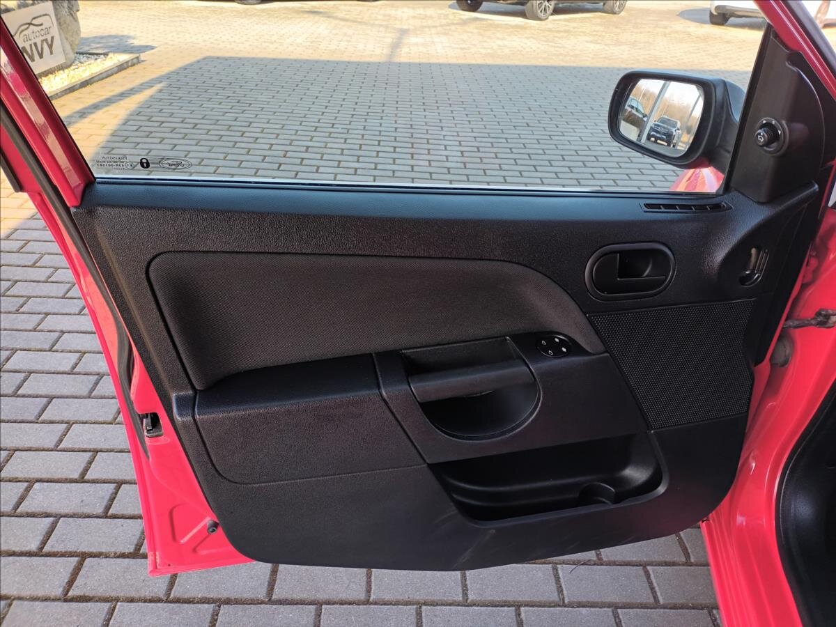 Ford Fiesta Hatchback 1,4 l 59 kw