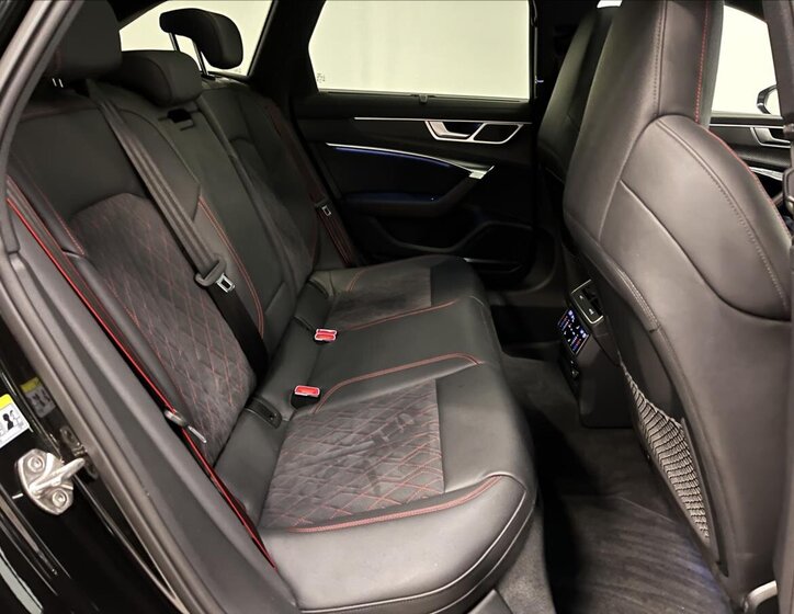 Audi S6 Kombi 3,0 l 253 kw