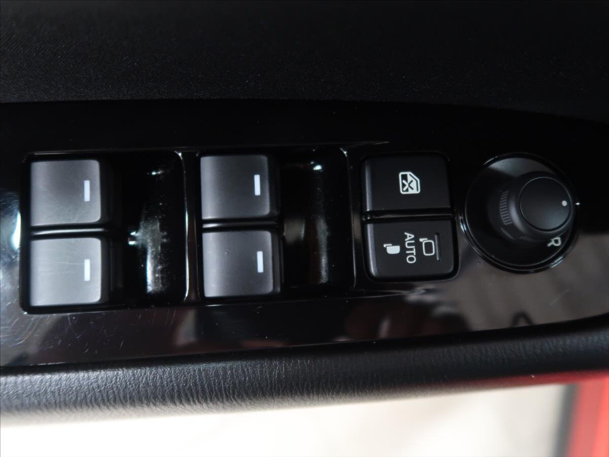 Mazda CX-5 SUV / Terénní 2,0 l 121 kw