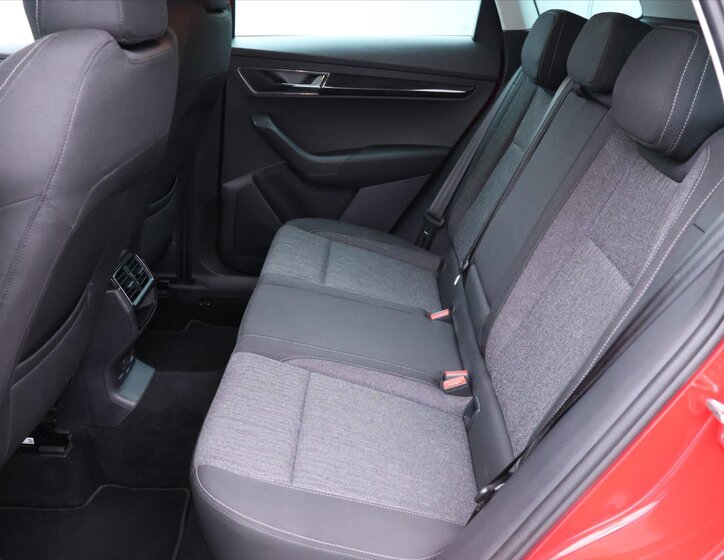 Škoda Karoq SUV / Terénní 2,0 l 110 kw