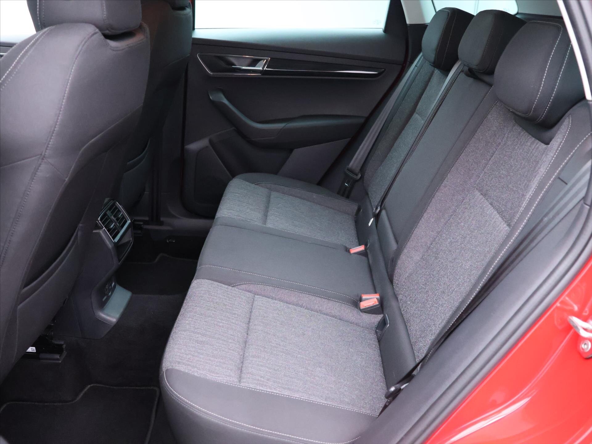 Škoda Karoq SUV / Terénní 2,0 l 110 kw