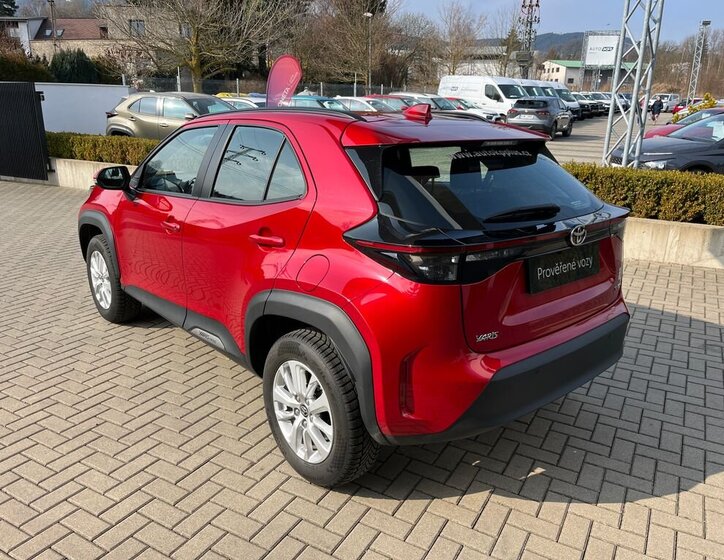 Toyota Yaris Cross SUV / Terénní 1,5 l 68 kw