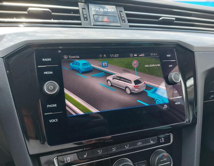 Volkswagen Passat 31