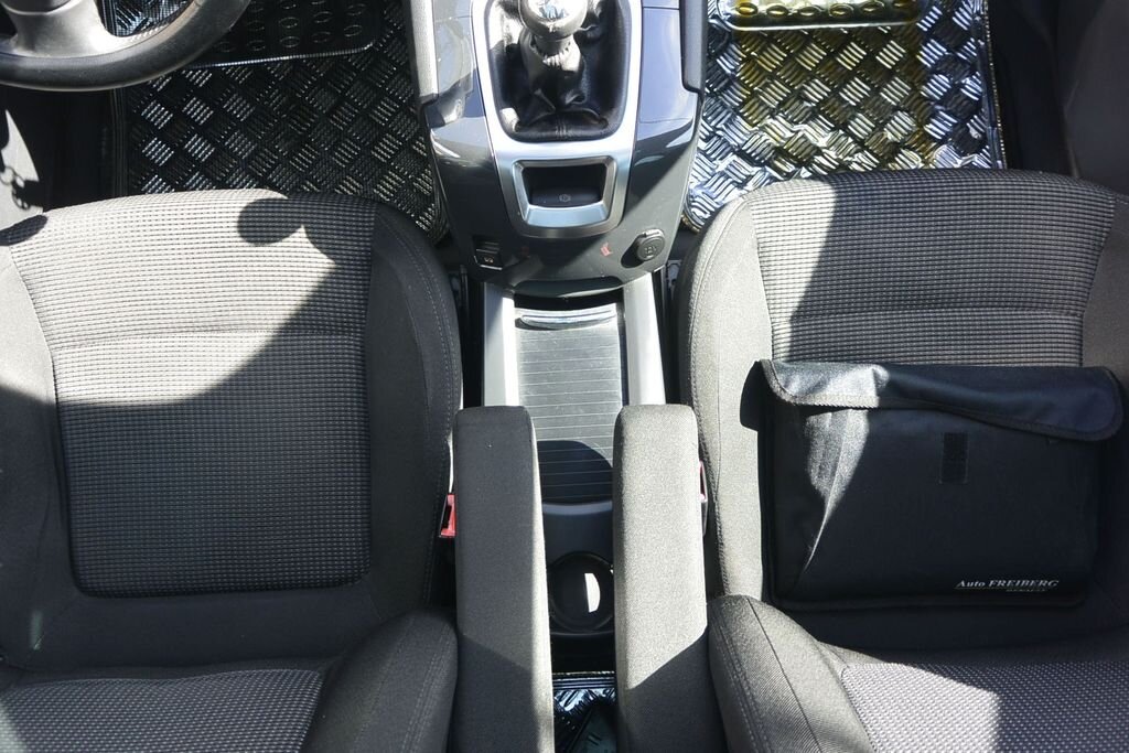 Peugeot 5008 MPV 1,6 l 88 kw