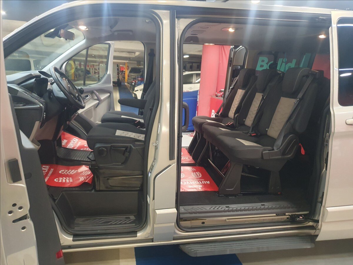 Ford Tourneo Custom Kombi 2,2 l 92 kw