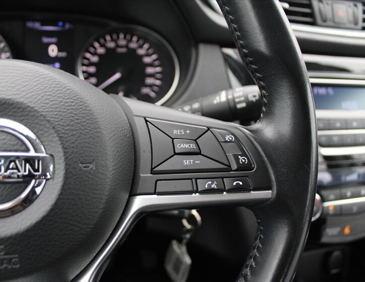 Nissan Qashqai SUV / Terénní 1,2 l 85 kw