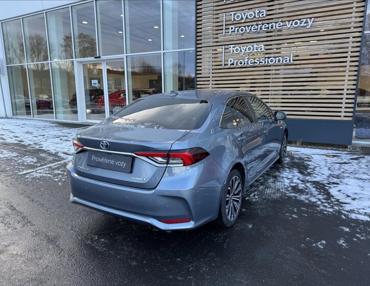 Toyota Corolla Sedan 1,8 l 72 kw