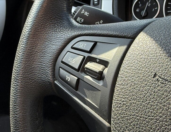 BMW Řada 3 Sedan 3,0 l 225 kw