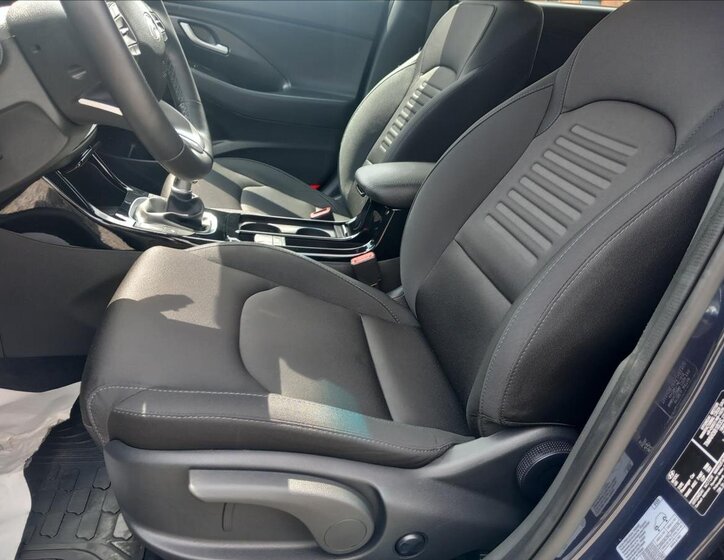 Hyundai i30 Kombi 998,0 73 kw