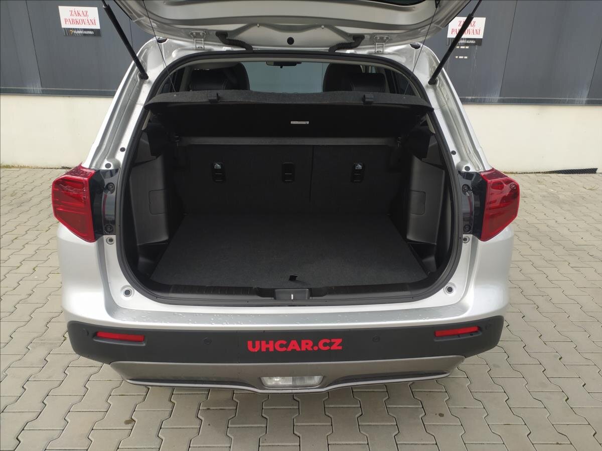 Suzuki Vitara SUV / Terénní 1,4 l 95 kw