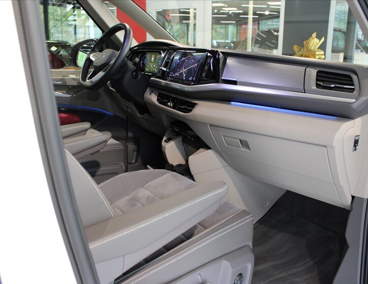 Volkswagen Multivan MPV 2,0 l 110 kw