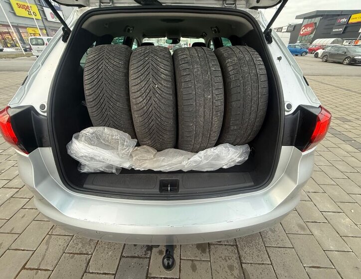 Opel Astra Kombi 1,2 l 81 kw