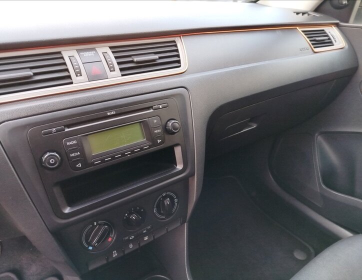 Škoda Rapid Liftback 1,2 l 55 kw