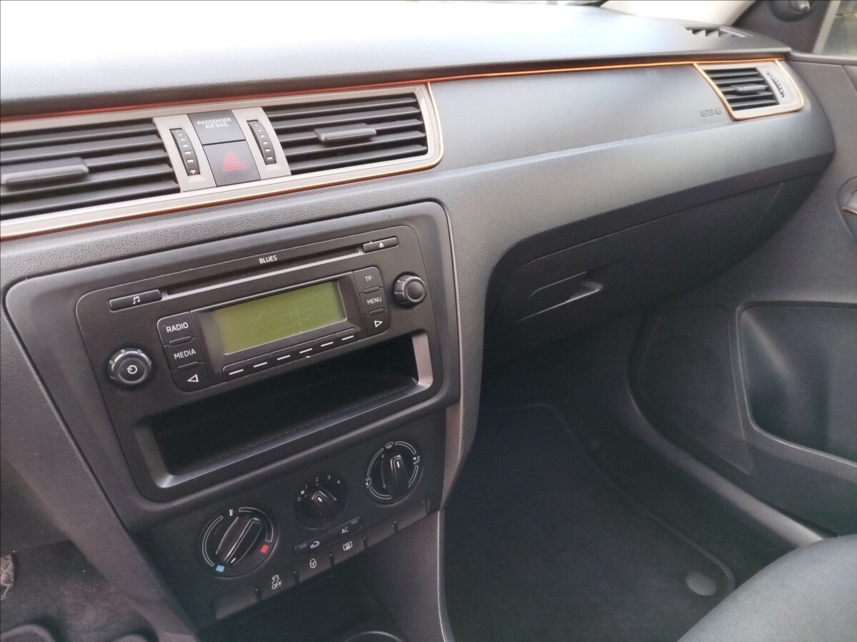 Škoda Rapid Liftback 1,2 l 55 kw