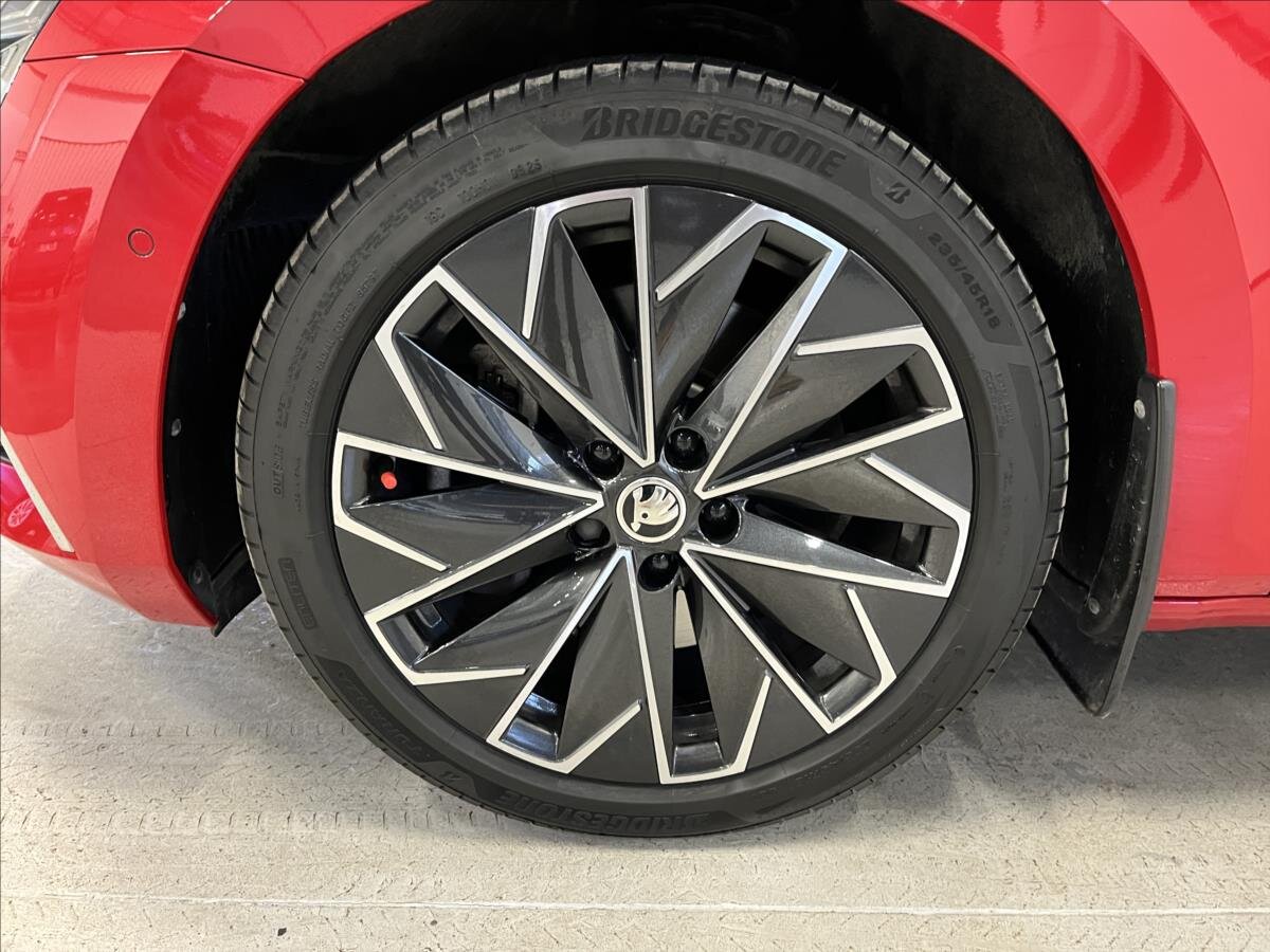 Škoda Superb Liftback 2,0 l 206 kw