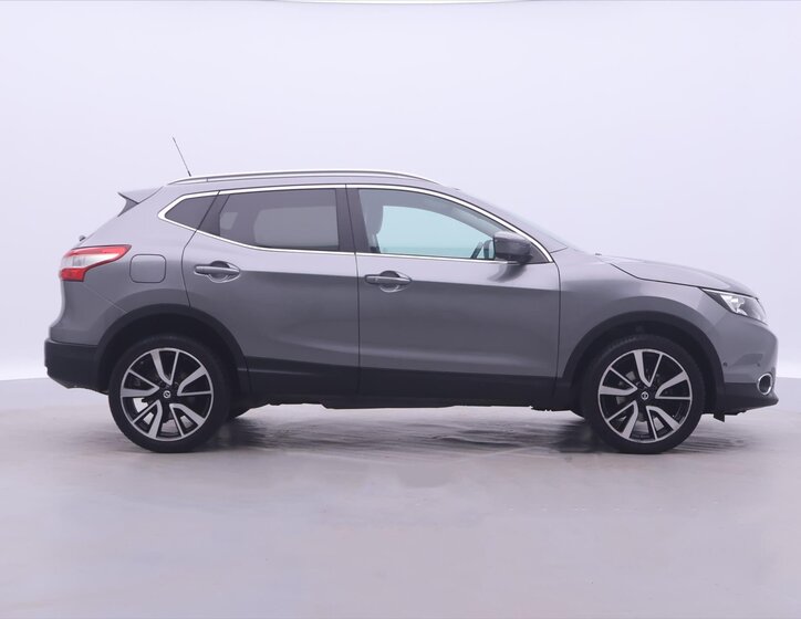 Nissan Qashqai SUV 1,2 l 85 kw