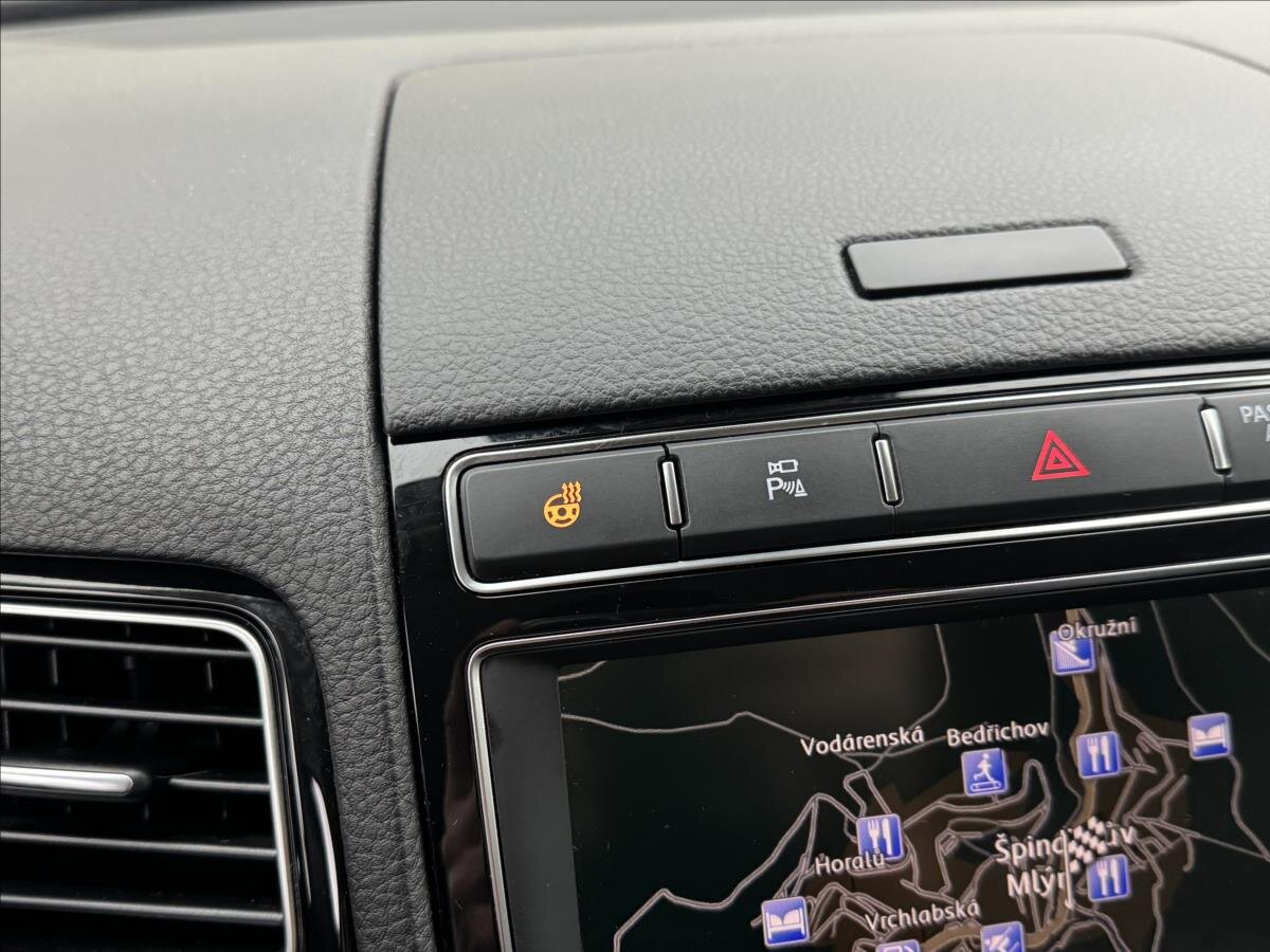 Volkswagen Touareg SUV 3,0 l 193 kw