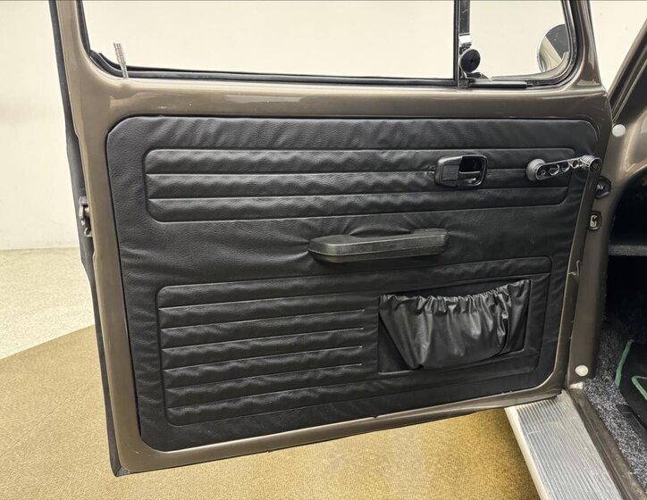 Volkswagen Ostatní Hatchback 1,2 l 30 kw