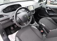 Peugeot 208 9