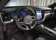 Volvo XC60 SUV / Terénní 2,0 l 184 kw