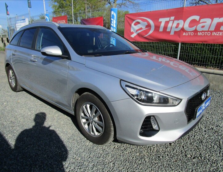 Hyundai i30 Kombi 1,6 l 81 kw