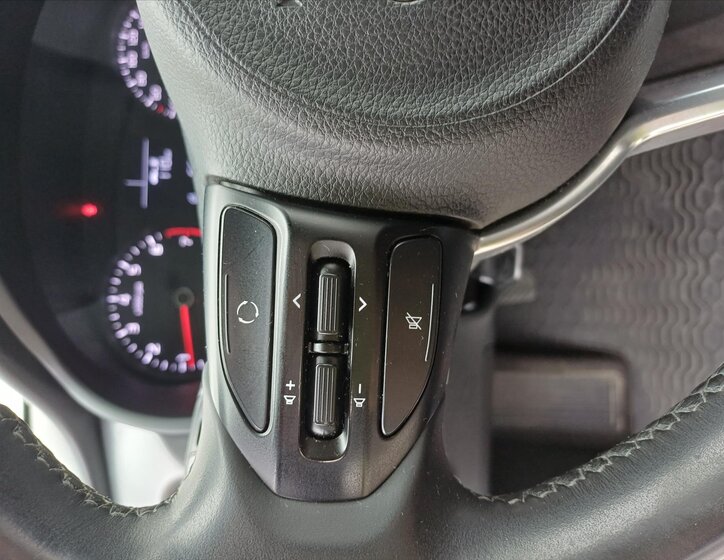 KIA Rio Hatchback 1,2 l 61 kw