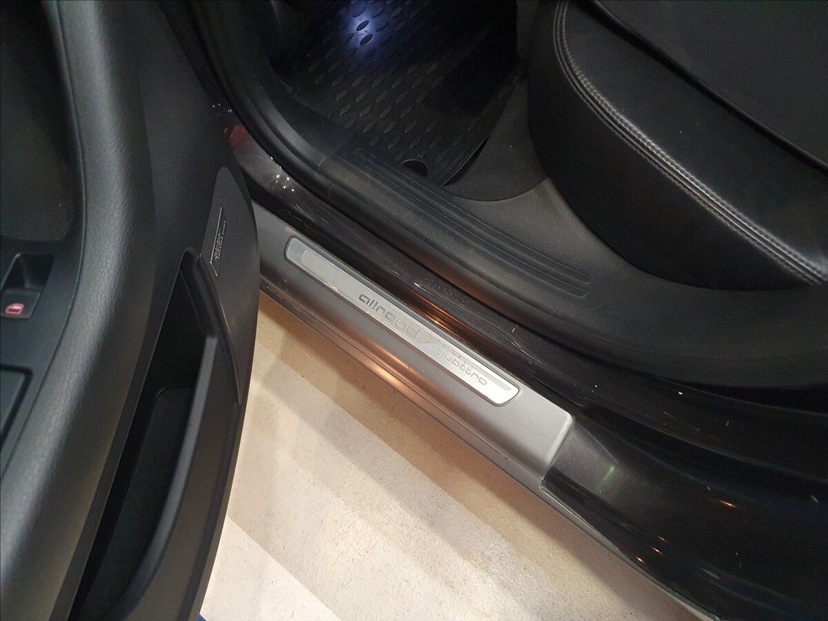 Audi A6 Allroad Kombi 3,0 l 176 kw