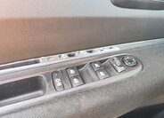 Peugeot 5008 MPV 2,0 l 120 kw