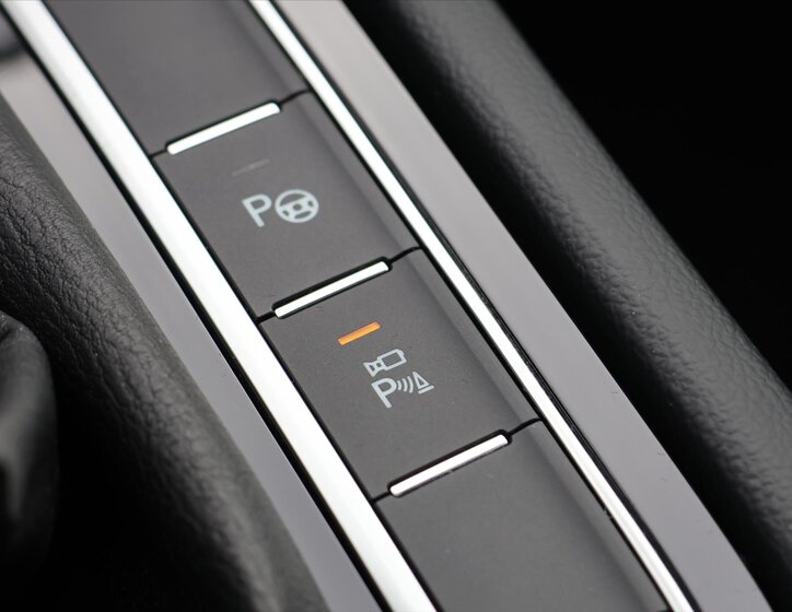 Volkswagen Arteon Kombi 2,0 l 206 kw