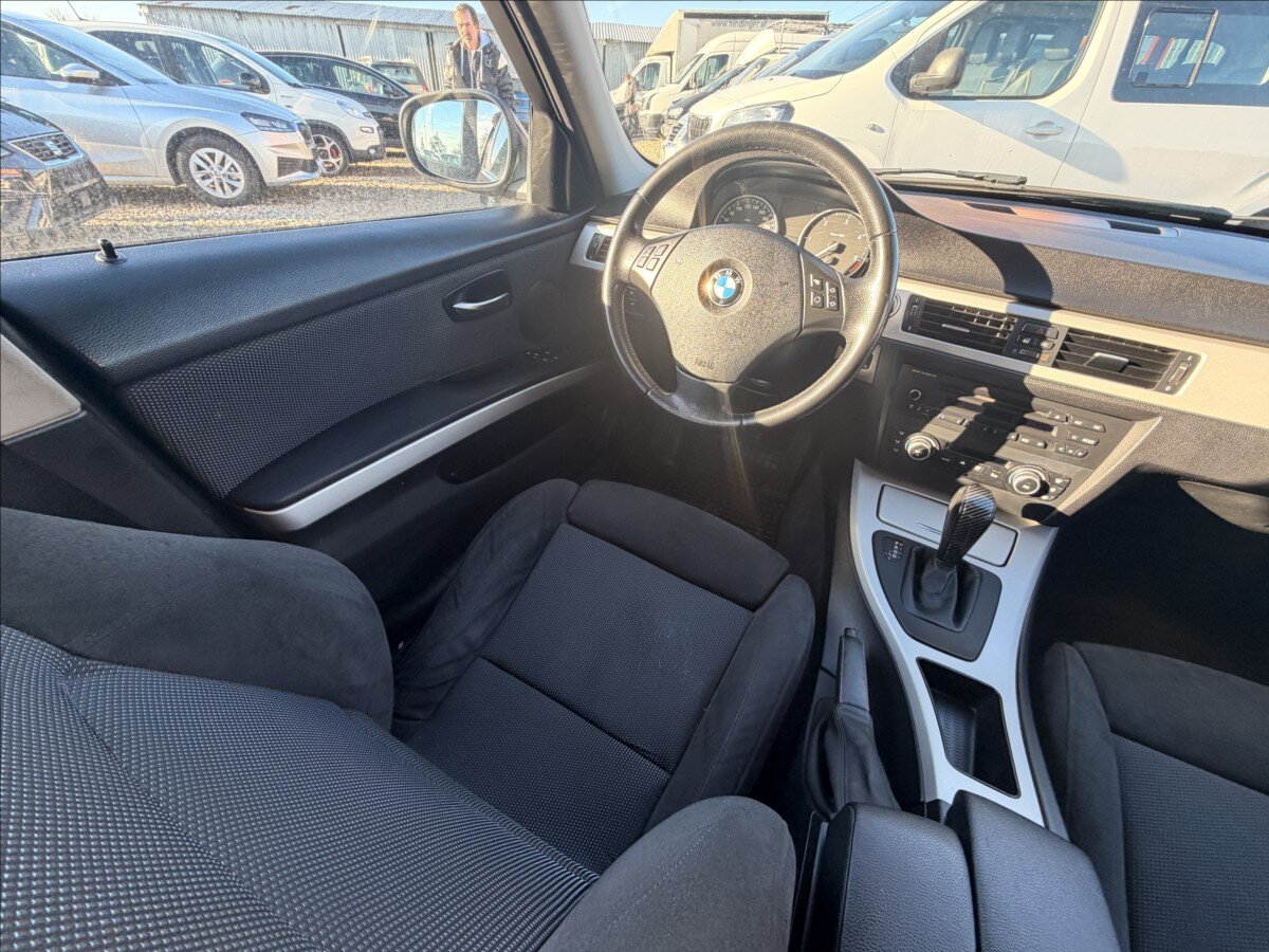 BMW Řada 3 Kombi 2,0 l 105 kw