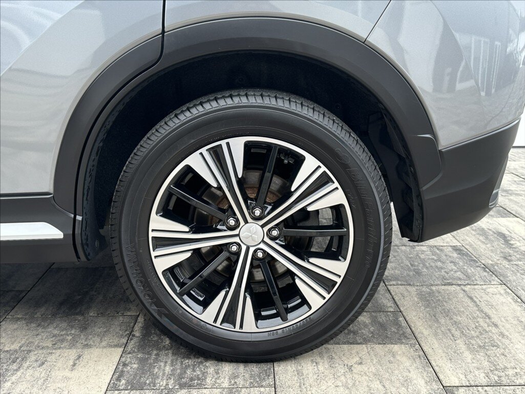 Mitsubishi Eclipse Cross SUV / Terénní 2,3 l 109 kw