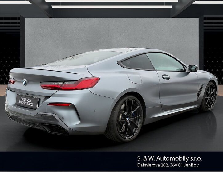 BMW Řada 8 Kupé 4,4 l 390 kw