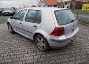 Volkswagen Golf 12