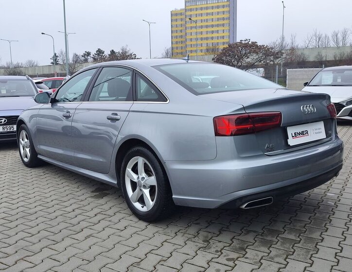 Audi A6 Sedan / Limuzína 3,0 l 200 kw