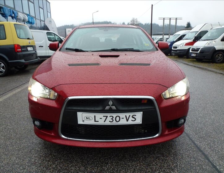 Mitsubishi Lancer Hatchback 2,0 l 217 kw
