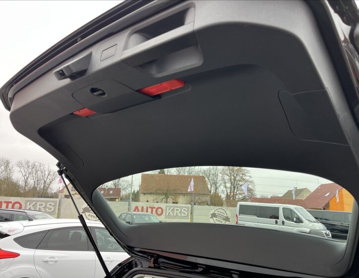 Volkswagen Passat 36