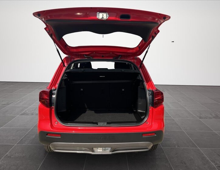 Suzuki Vitara SUV / Terénní 1,4 l 95 kw