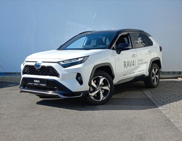 Toyota RAV4 SUV / Terénní 2,5 l 136 kw