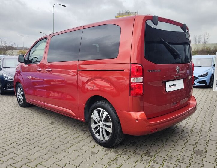 Peugeot Traveller 7