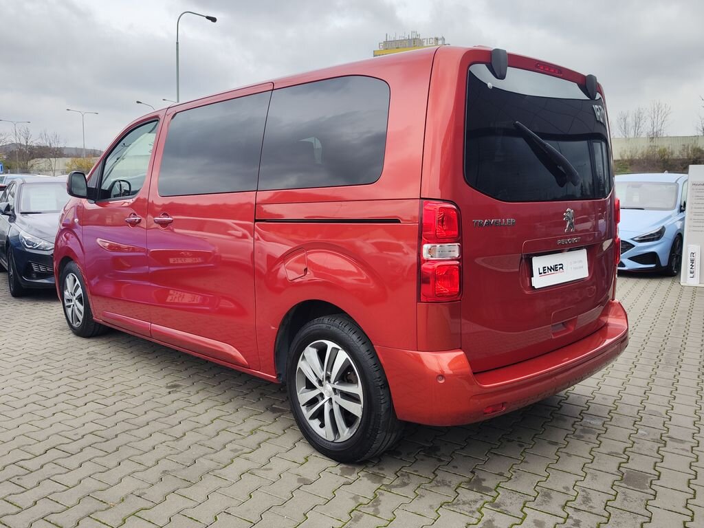 Peugeot Traveller