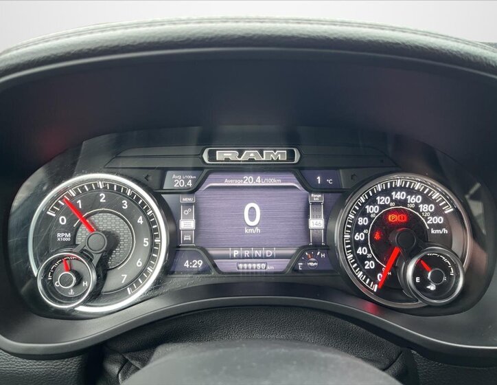 Dodge RAM 1500 Pick-up 5,7 l 291 kw