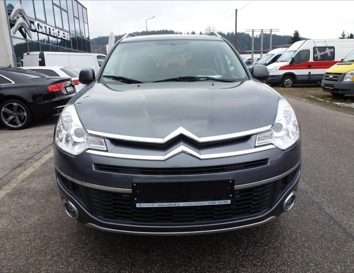 Citroën C-Crosser SUV / Terénní 2,2 l 115 kw