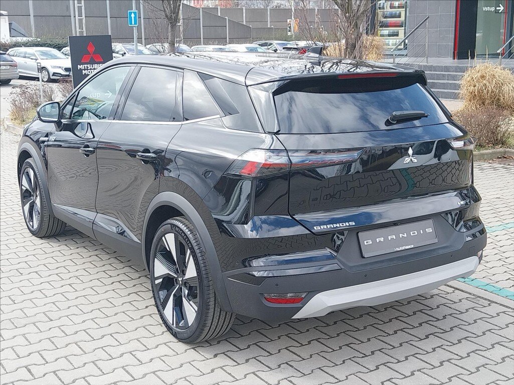 Mitsubishi Grandis SUV 1,8 l 104 kw
